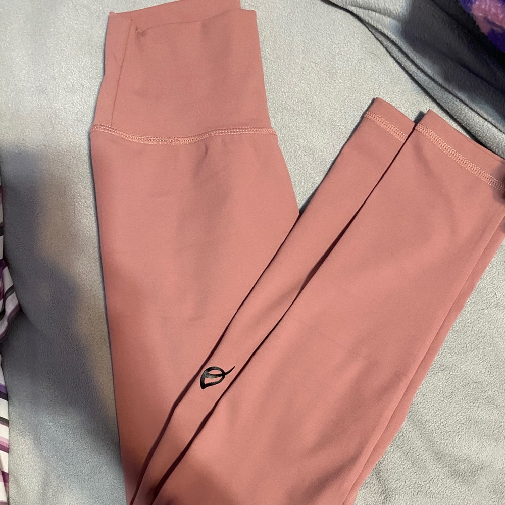 P’tula leggings size small